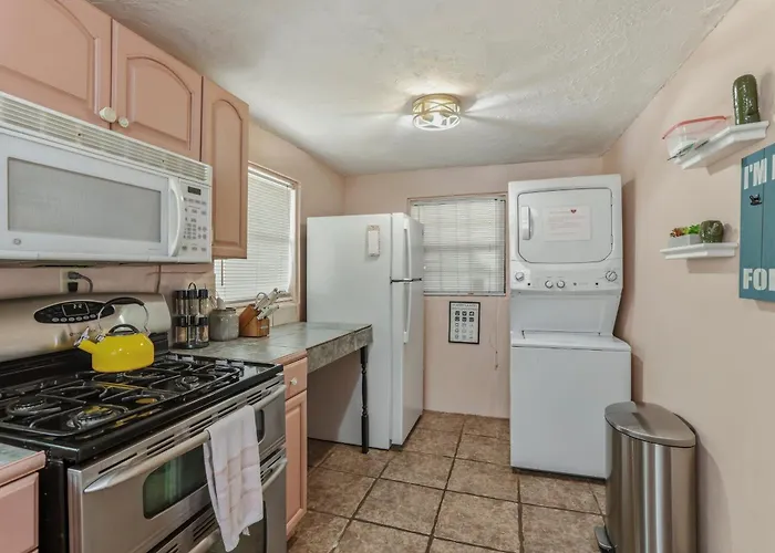 Bright 3br, Dogs, Fenced Yard, Fsu & Dwntown * Tallahassee
