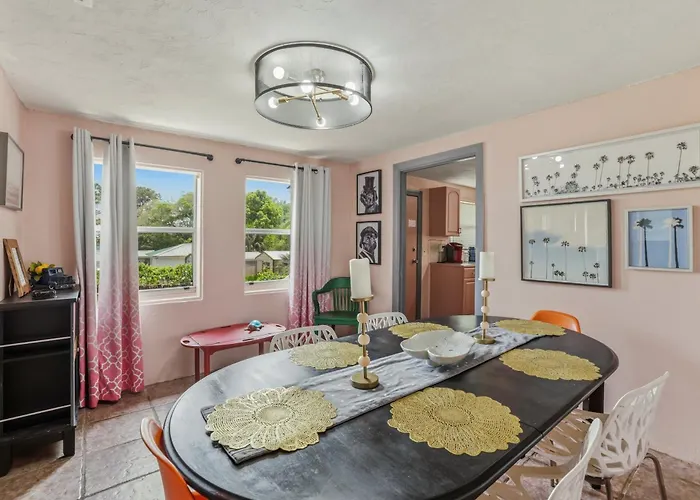 Сasa de vacaciones Bright 3br, Dogs, Fenced Yard, Fsu & Dwntown *
